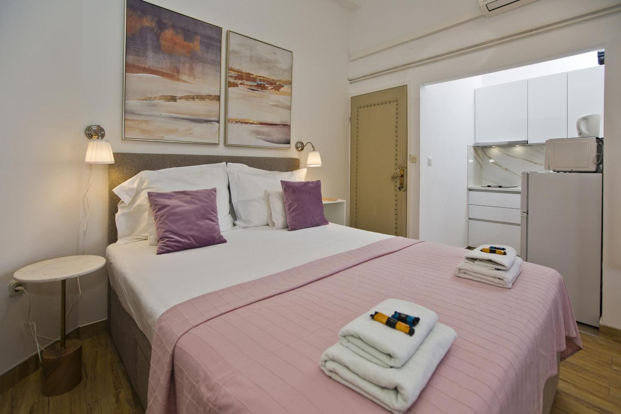 Apartments By The Sea Hvar - 10430 Hvar Town Room photo
